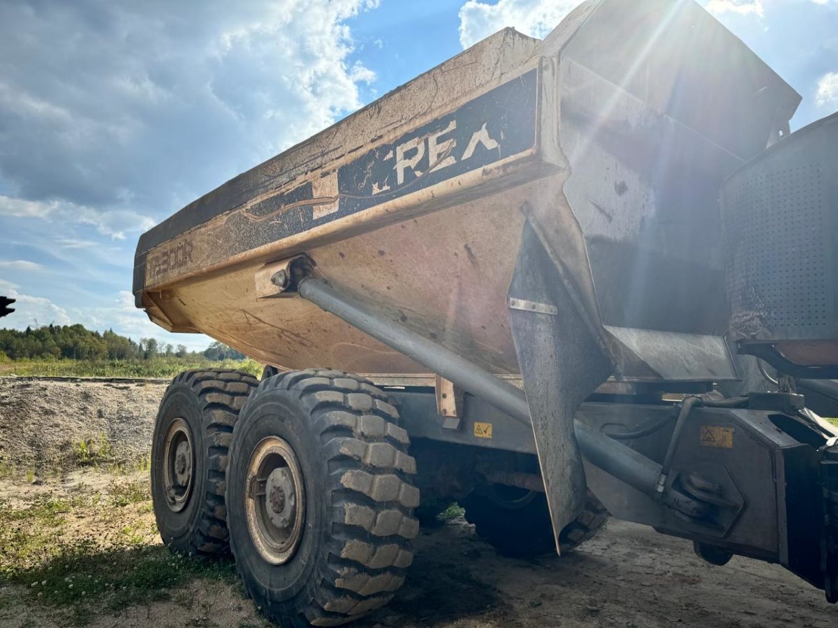 Terex TA300_11